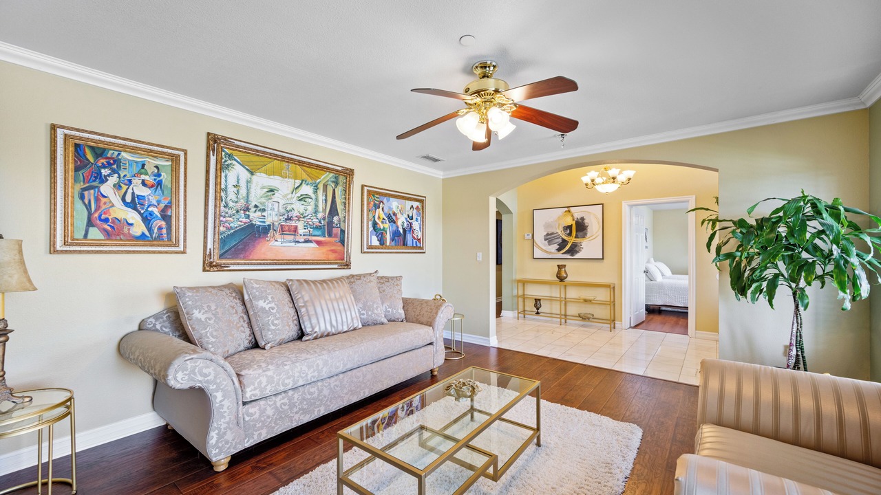 Photo of Livingroom in La Sierra Hills