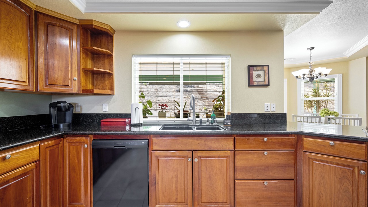 Photo of Kitchen in La Sierra Hills
