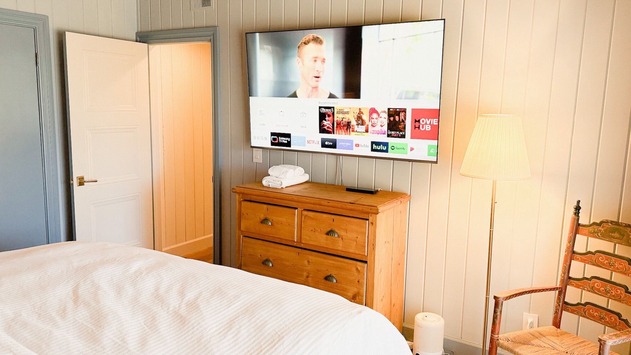 Photo of Bedroom in Whispering Forest