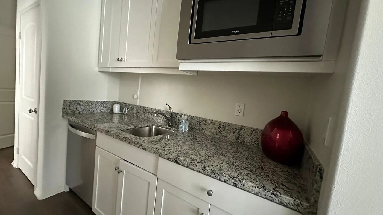 Photo of Kitchen in Canyon Lake