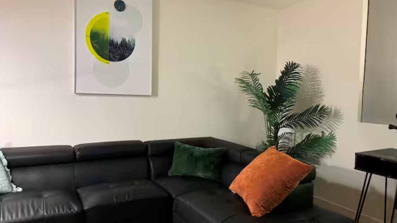 Photo of Livingroom in Downtown