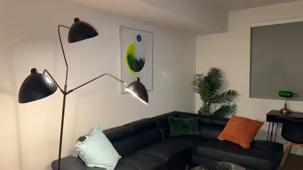 Photo of Livingroom in Downtown
