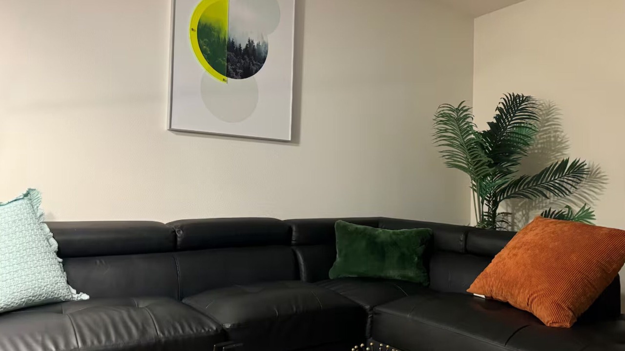 Photo of Livingroom in Downtown