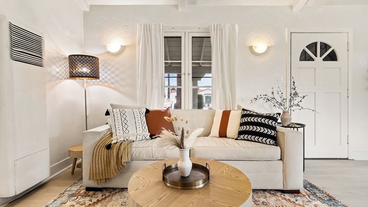 Photo of Livingroom in Inglewood