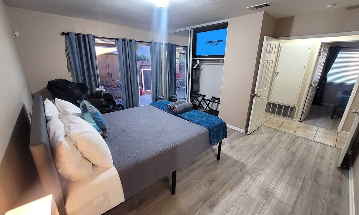 Photo of Bedroom in Riverside