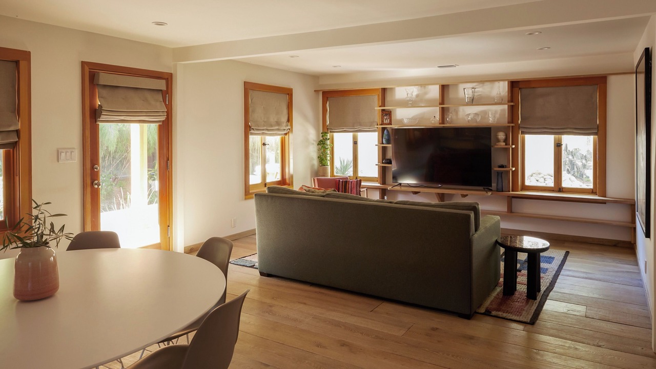 Photo of Livingroom in Fernwood