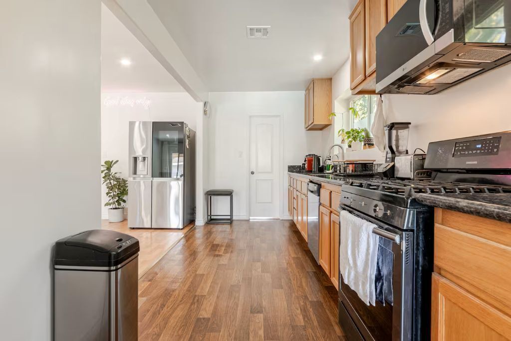 Photo of Kitchen in North Hollywood