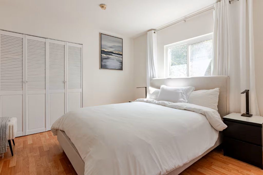 Photo of Bedroom in North Hollywood