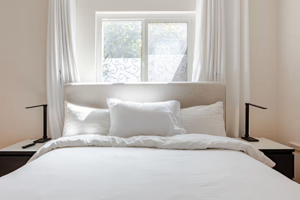 Photo of Bedroom in North Hollywood