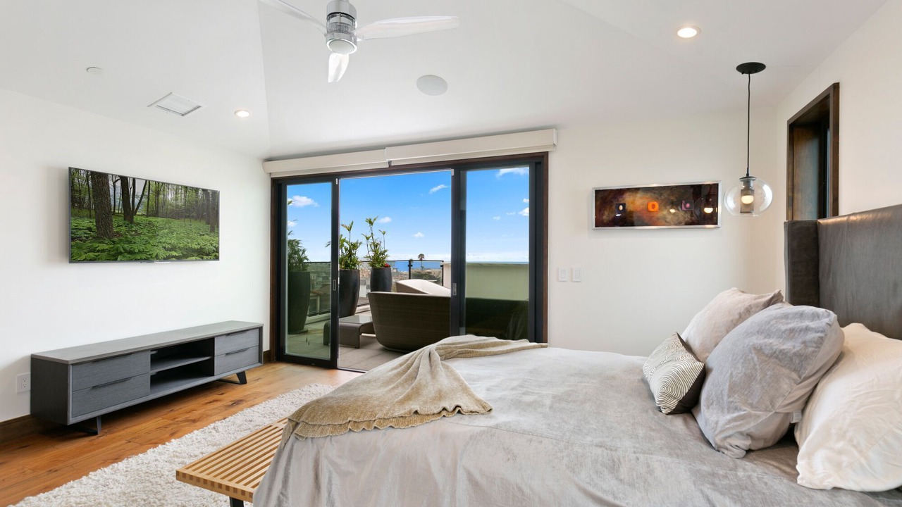 Photo of Bedroom in Hermosa Beach