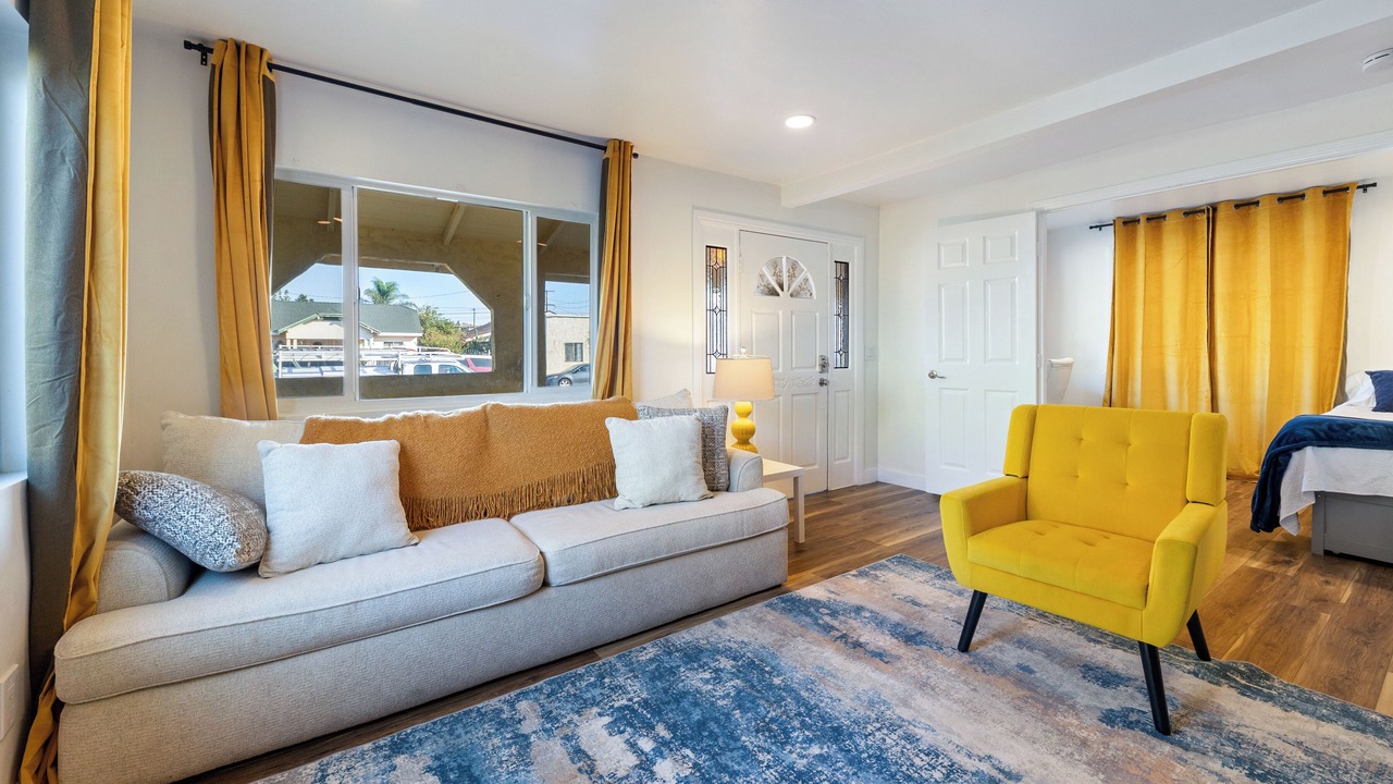 Photo of Livingroom in Placentia