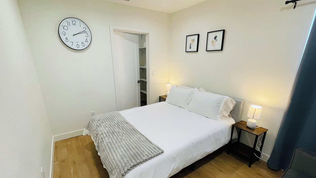 Photo of Bedroom in Encino
