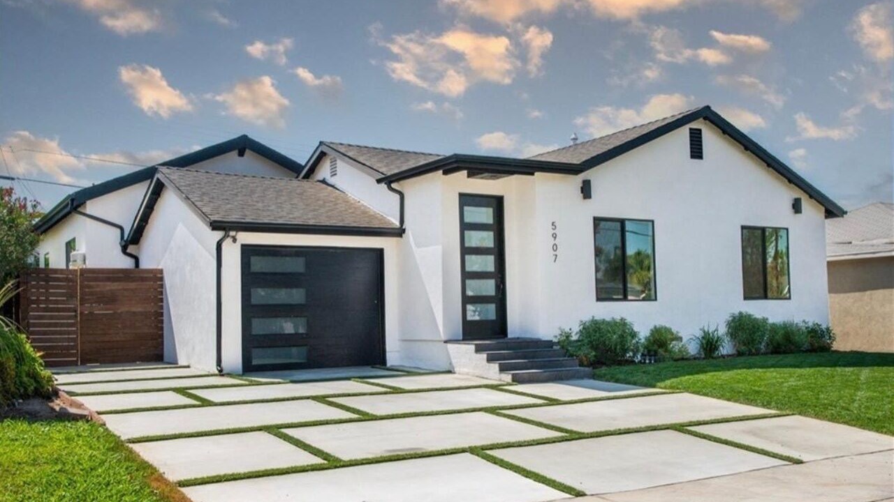 Photo of Outdoor in Encino