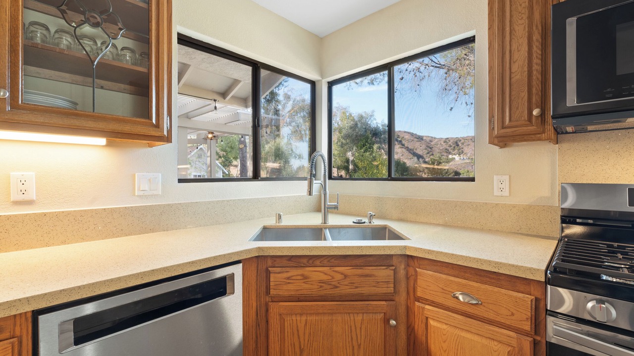 Photo of Kitchen in Lake Elsinore
