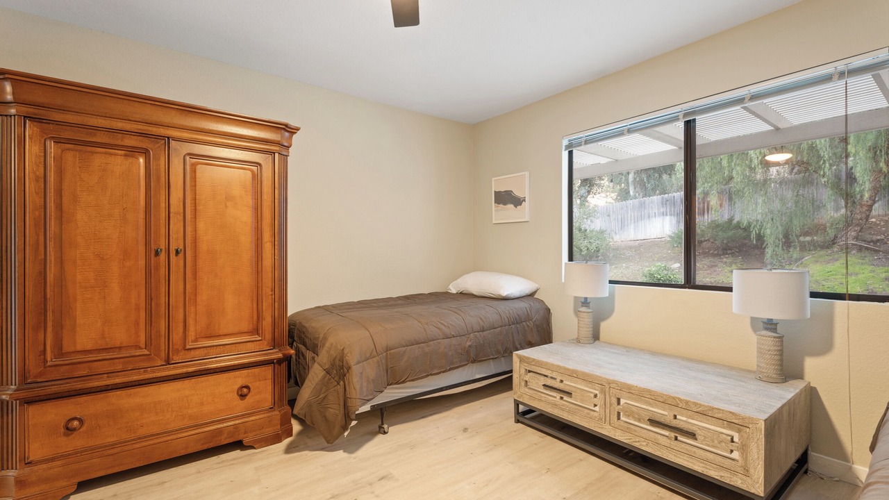 Photo of Bedroom in Lake Elsinore