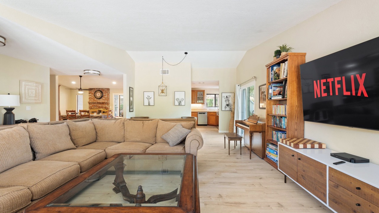 Photo of Bedroom in Lake Elsinore