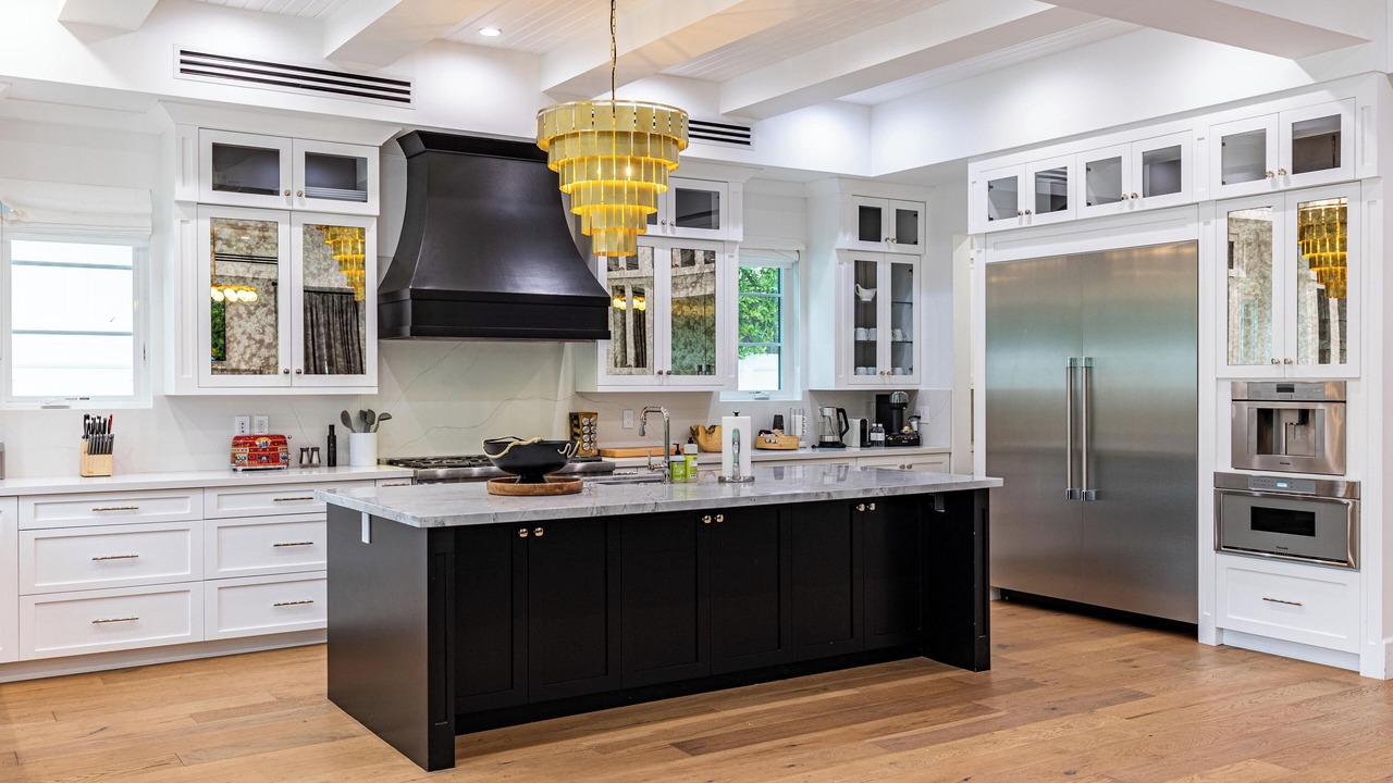 Photo of Kitchen in Tarzana