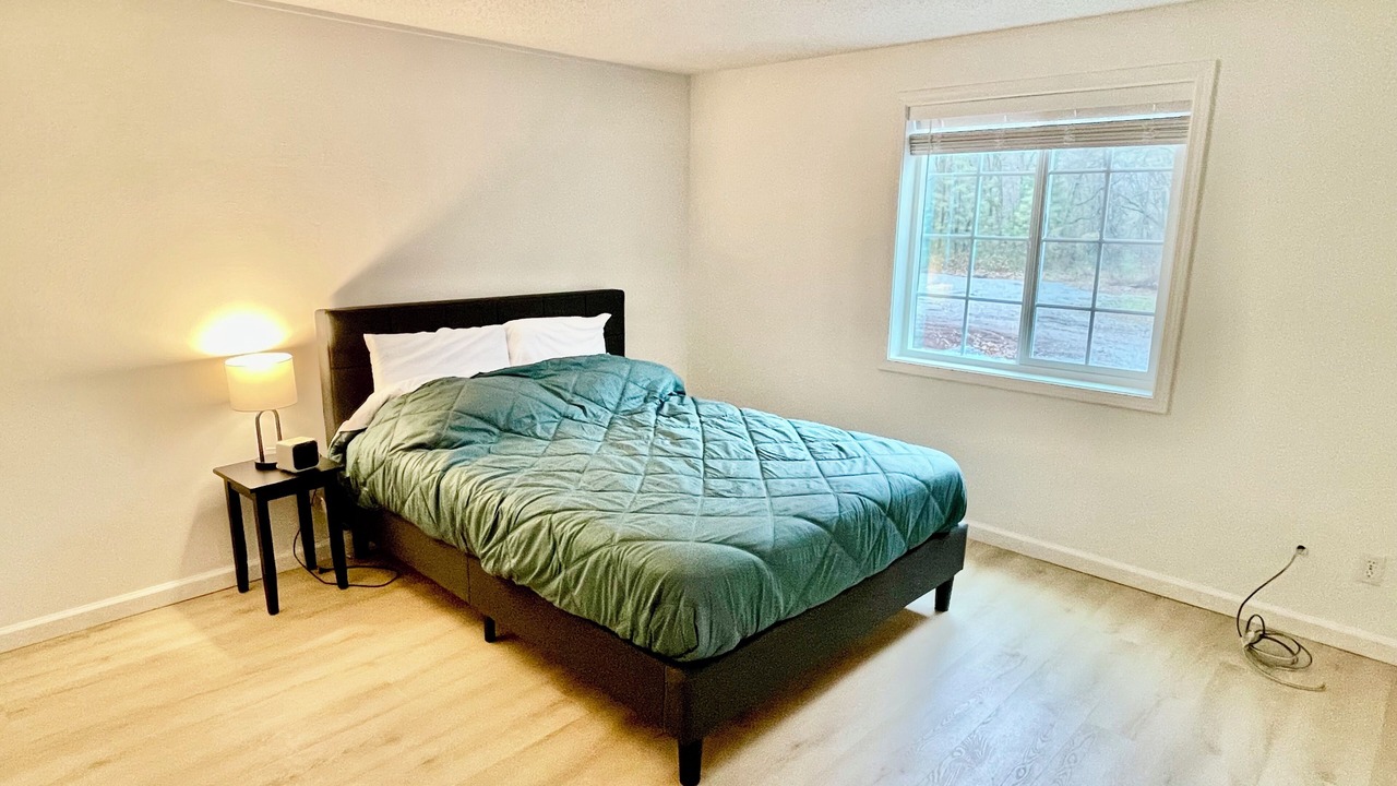 Photo of Bedroom in Lakehead-Lakeshore