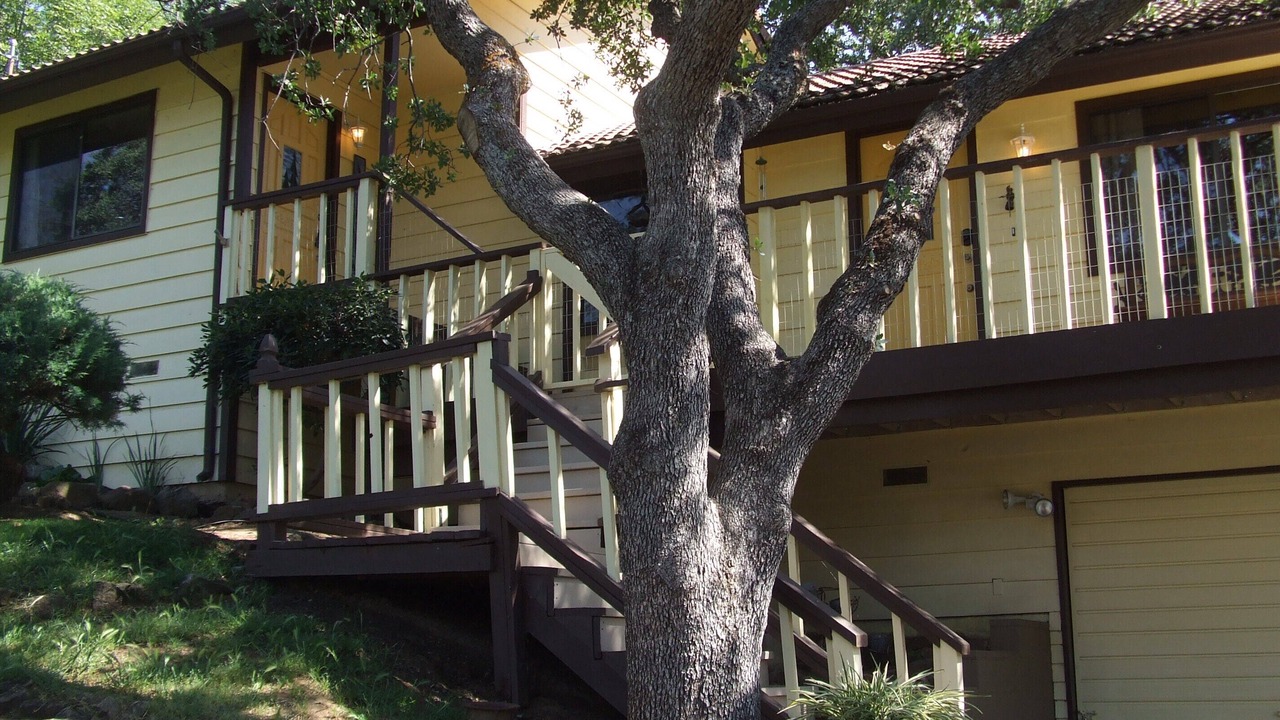 Photo of Patio Balcony in Three Rivers
