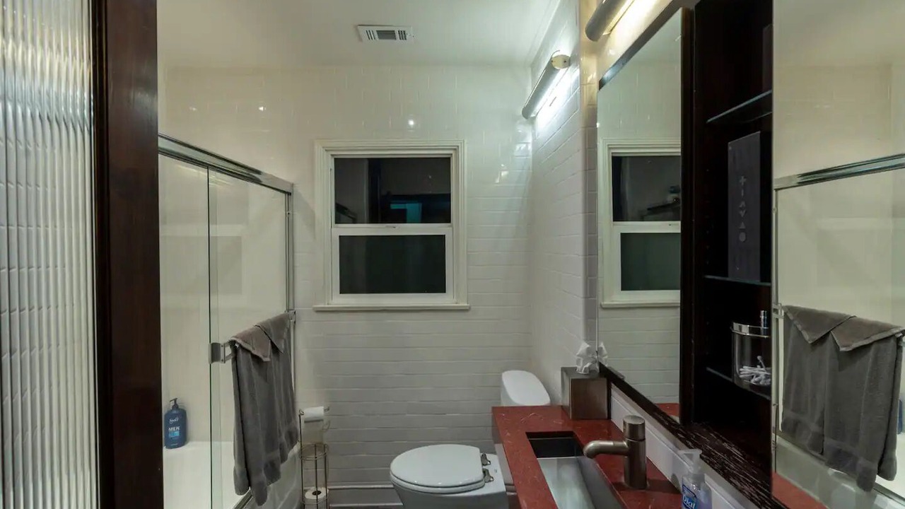 Photo of Bathroom in South of Conant