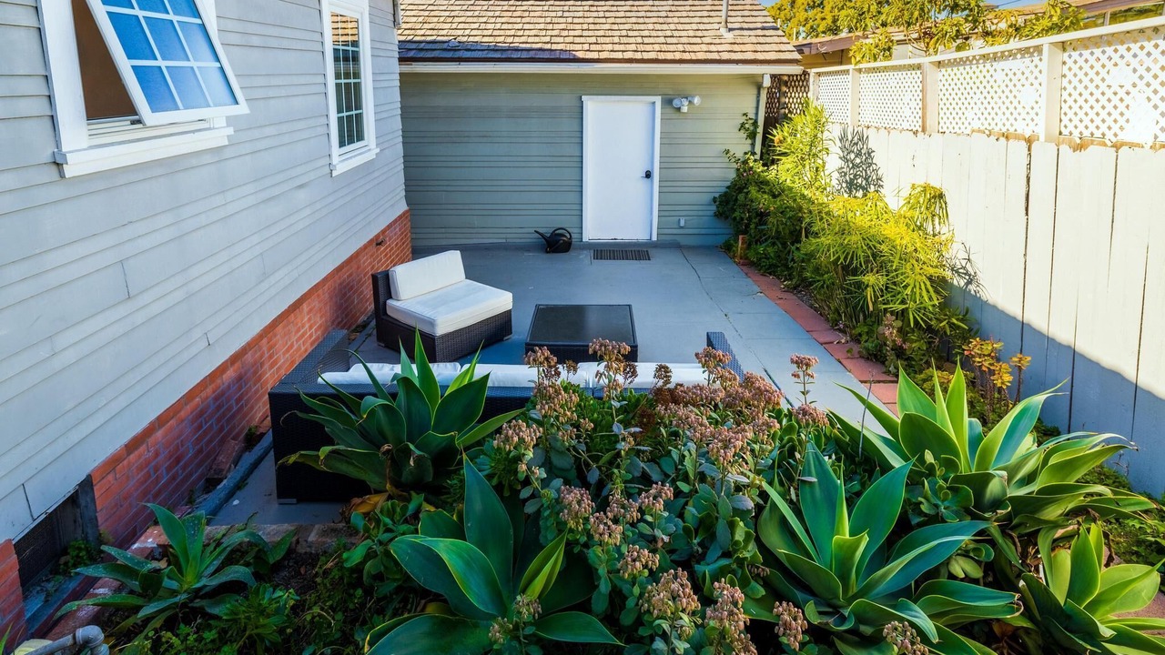 Photo of Bedroom in Village of La Jolla