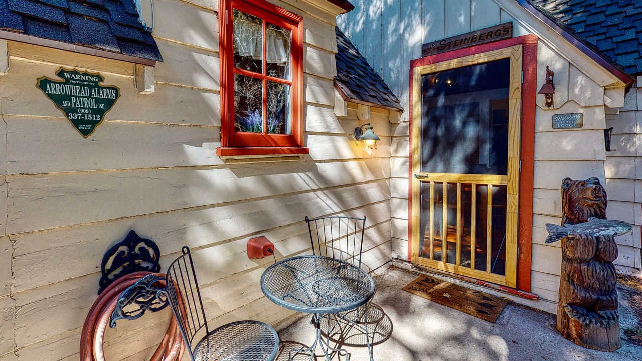 Photo of Outdoor in Cedar Glen