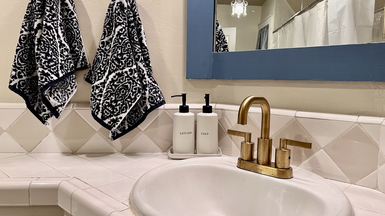 Photo of Bathroom in Cedar Glen