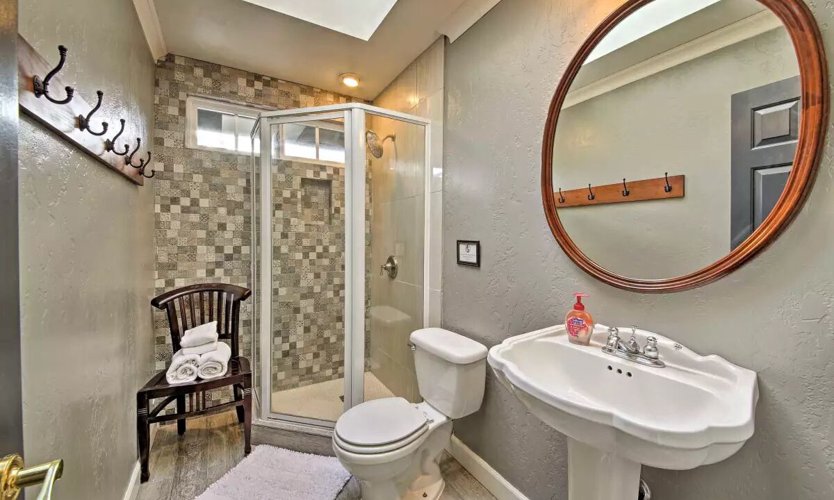 Photo of Bathroom in Moonridge