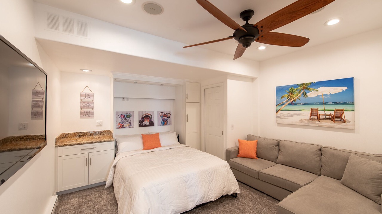 Photo of Bedroom in Huntington Beach