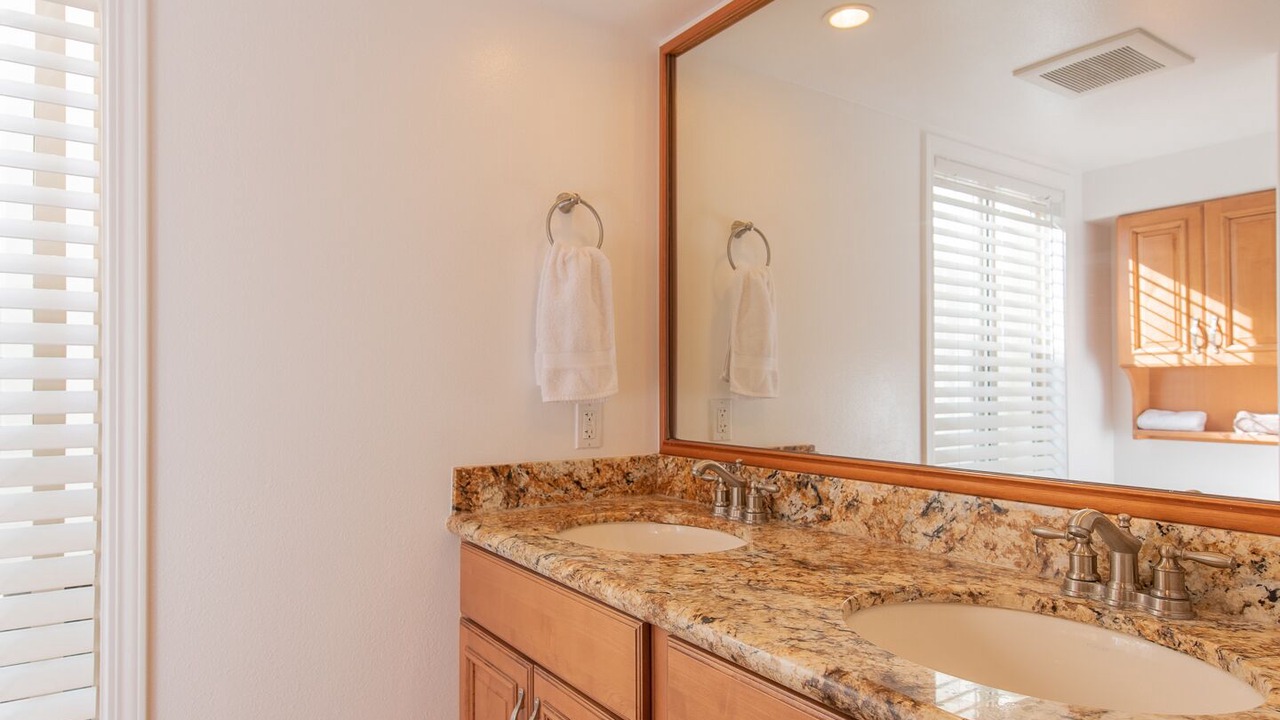 Photo of Bathroom in Huntington Beach