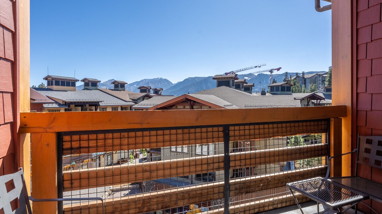 Photo of Patio Balcony in Mammoth Lakes