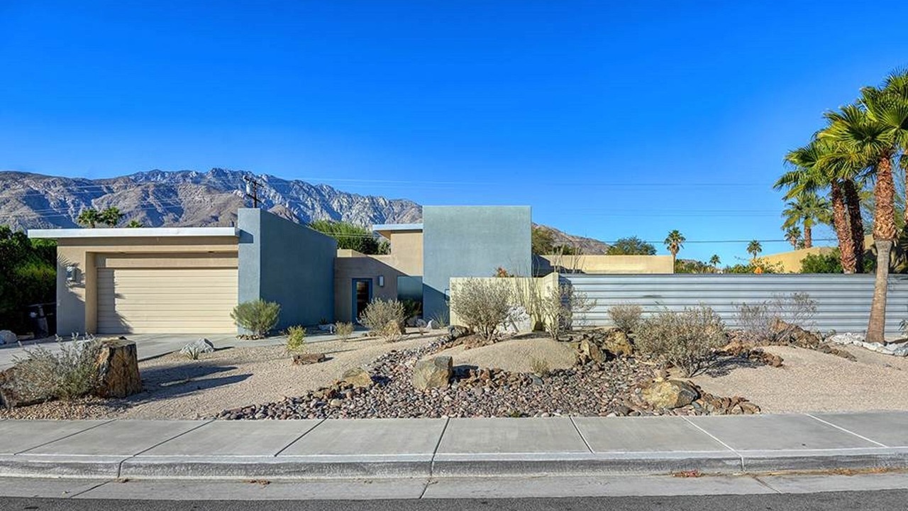 Photo of Outdoor in Racquet Club Estates