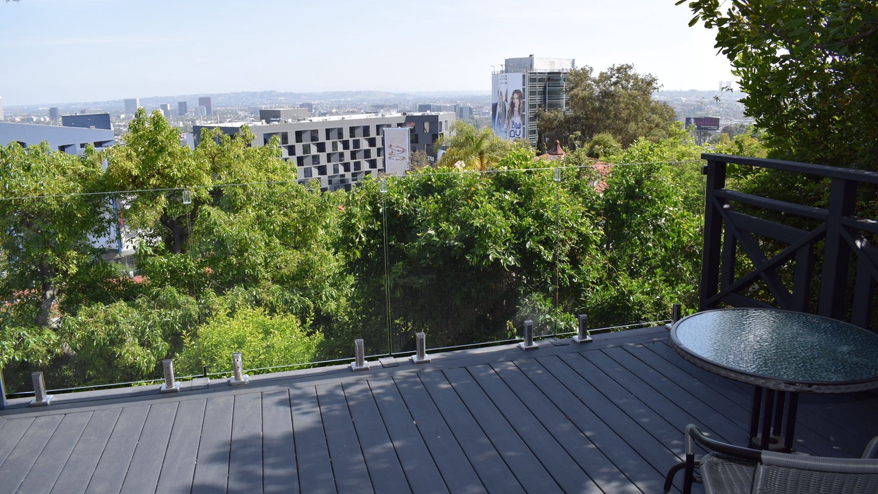 Photo of Outdoor in Hollywood Hills West