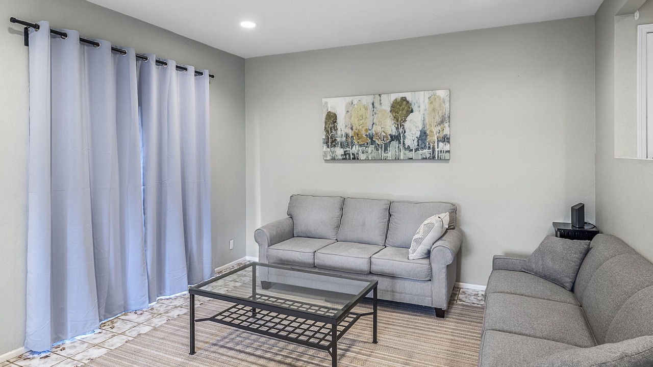 Photo of Livingroom in Northwood