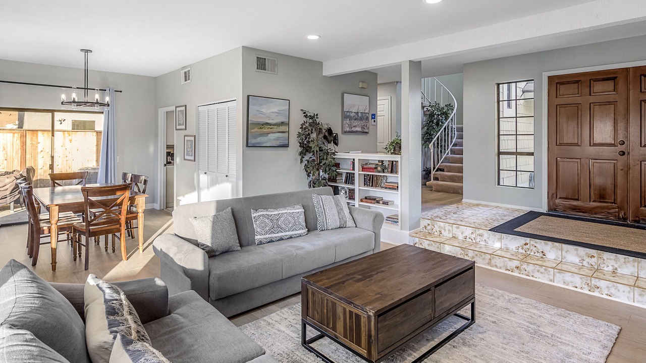 Photo of Livingroom in Northwood