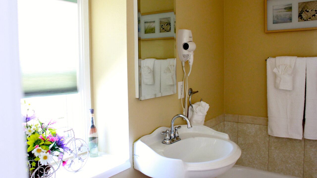 Photo of Bathroom in Hermosa Village