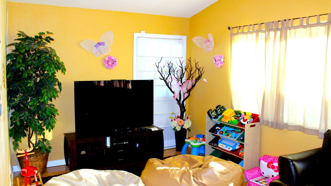 Photo of Bedroom in Hermosa Village