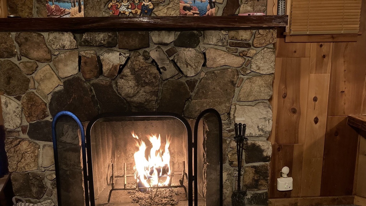 Photo of Livingroom in Upper Moonridge