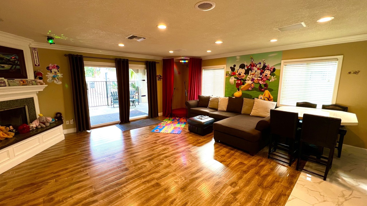 Photo of Livingroom in Southwest Anaheim