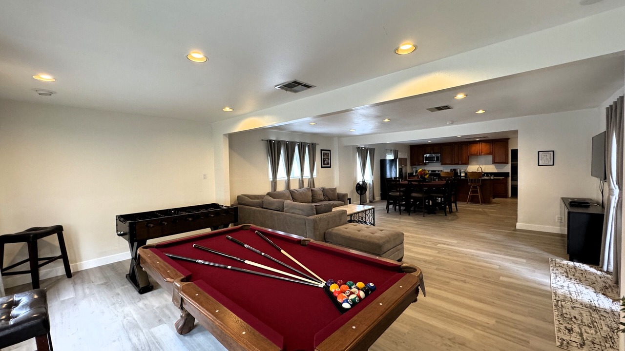 Photo of Livingroom in Anaheim Resort