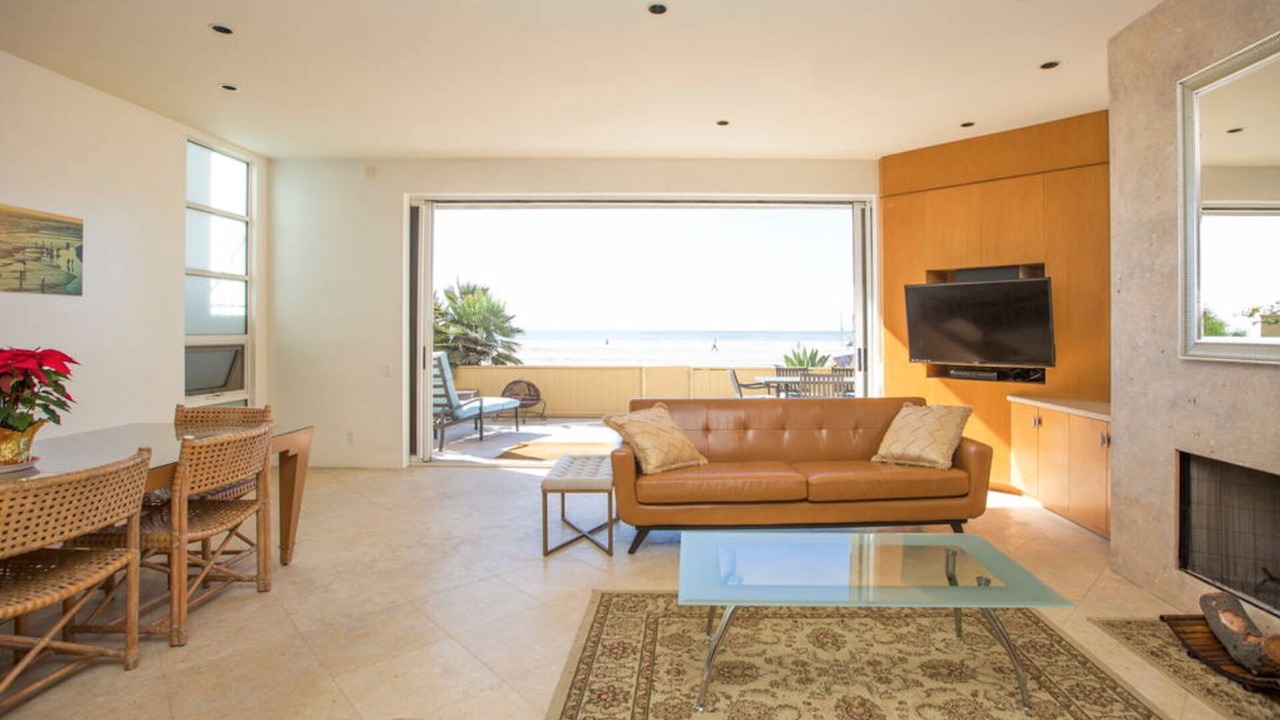 Photo of Livingroom in Playa Del Rey