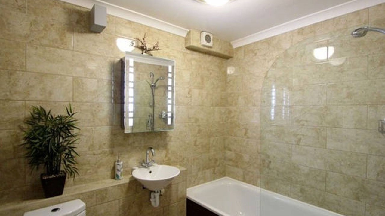 Photo of Bathroom in Maida Vale