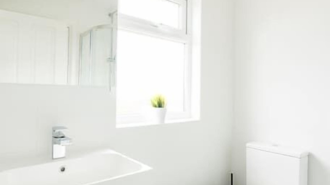 Photo of Bathroom in Colindale