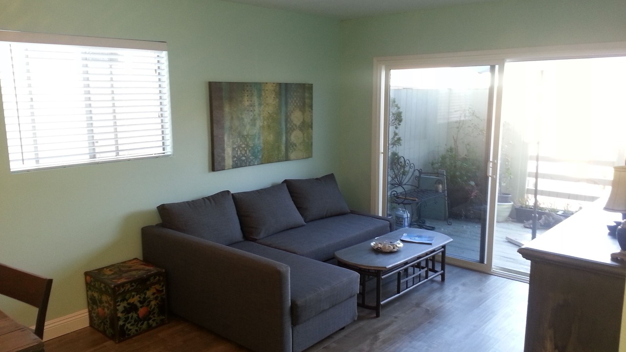 Photo of Livingroom in Corona del Mar