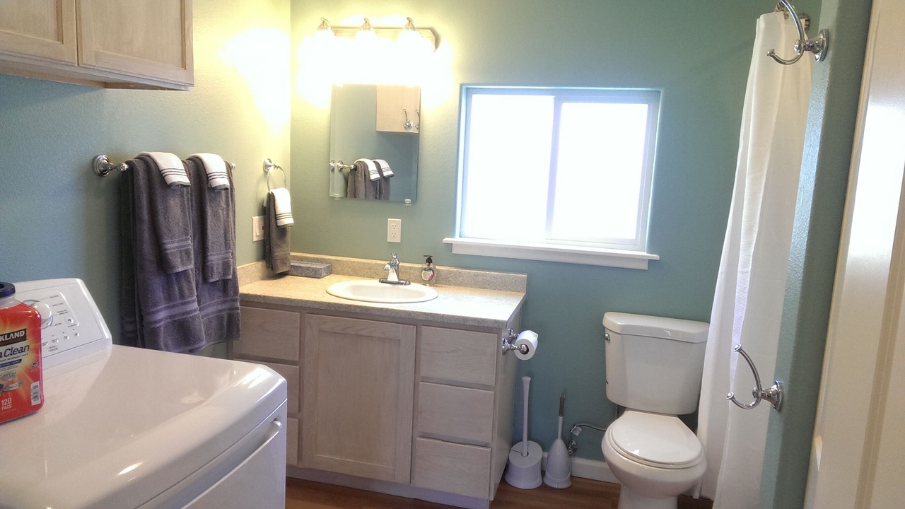 Photo of Bathroom in Orick