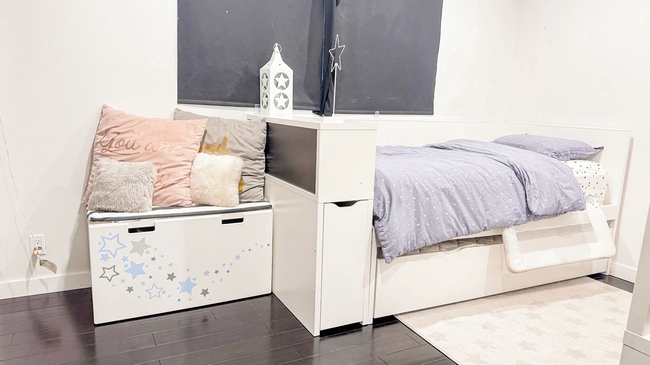 Photo of Bedroom in Valley Glen