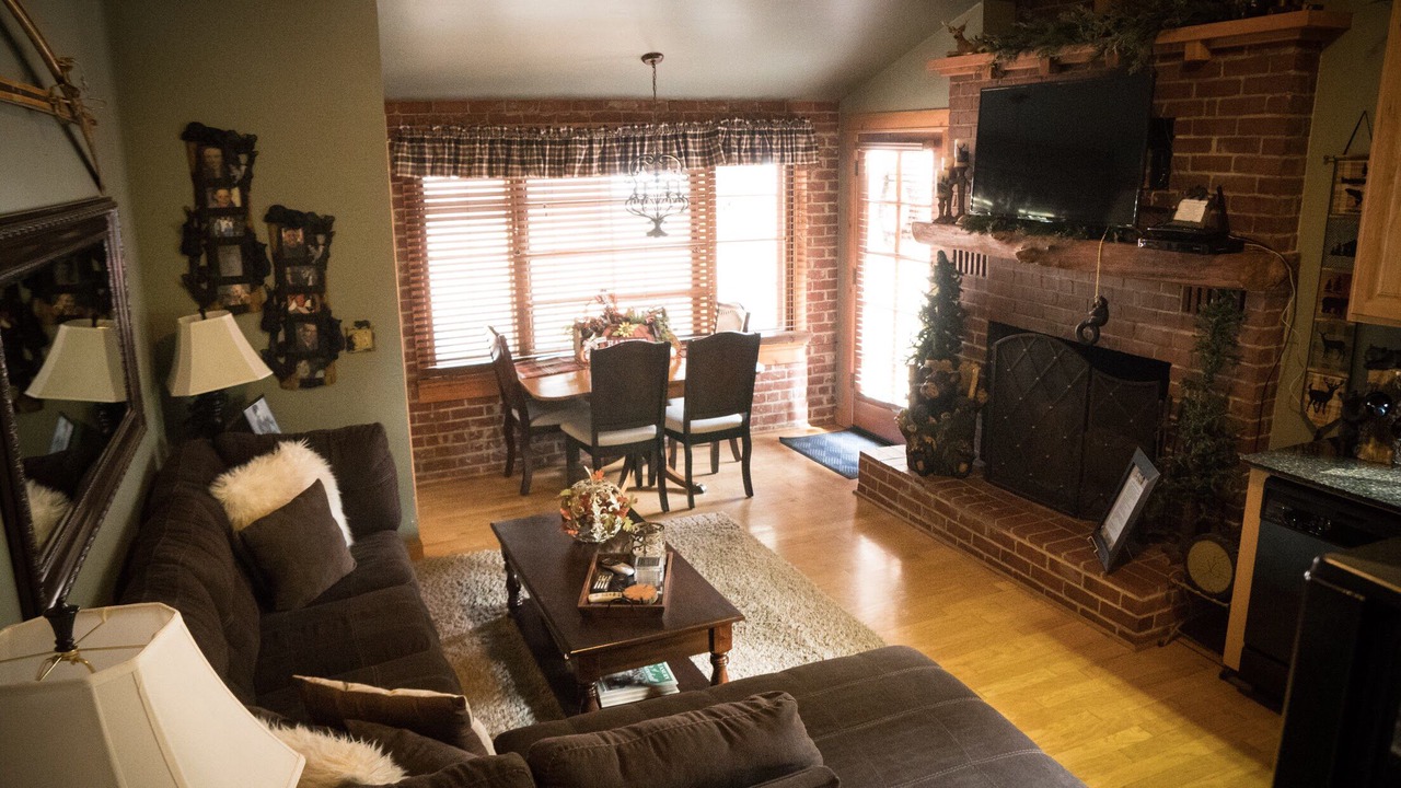 Photo of Livingroom in Bass Lake