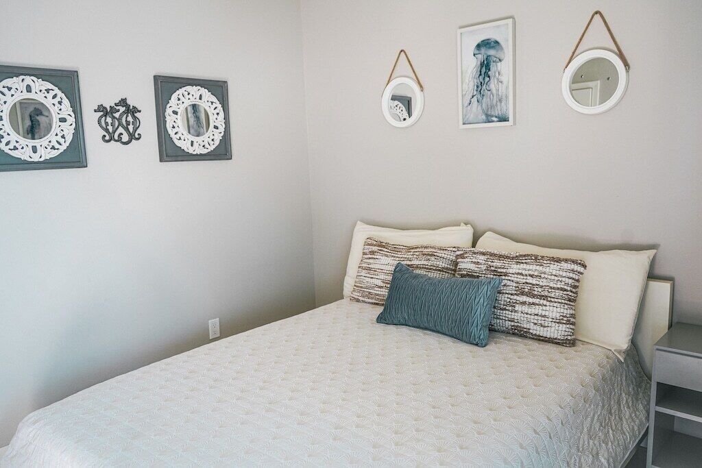Photo of Bedroom in Balboa Peninsula