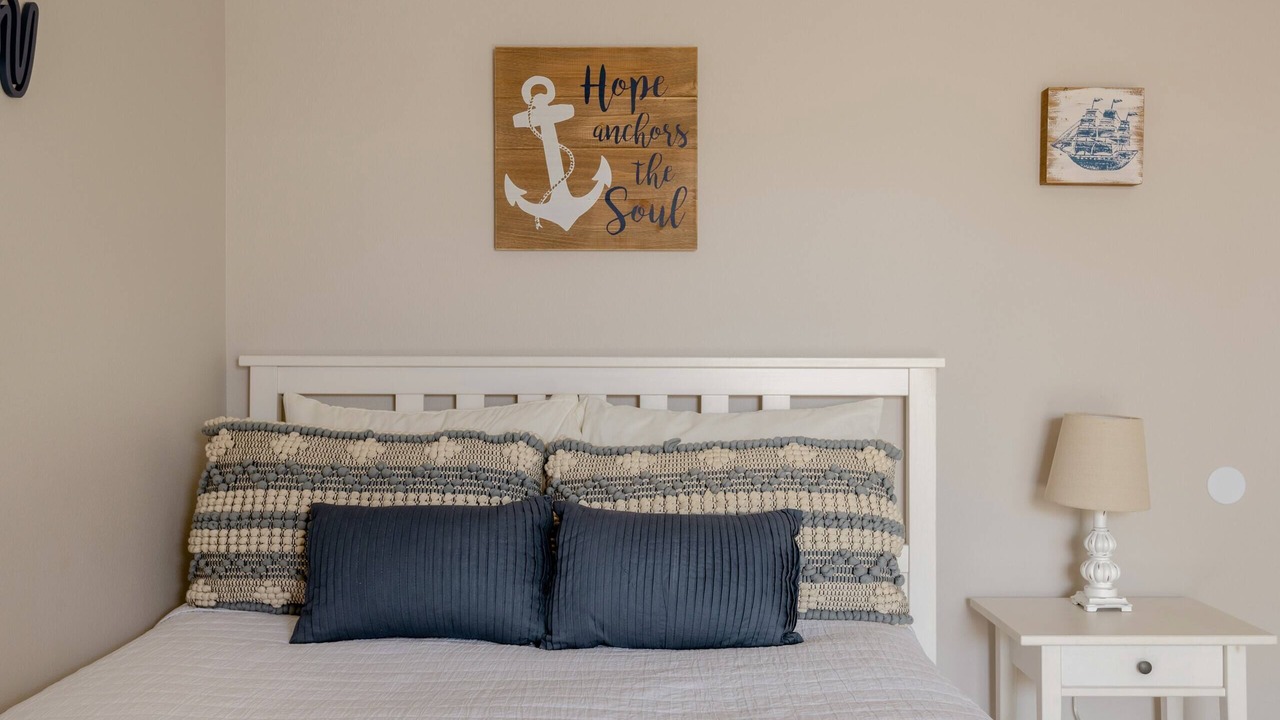 Photo of Bedroom in Balboa Peninsula