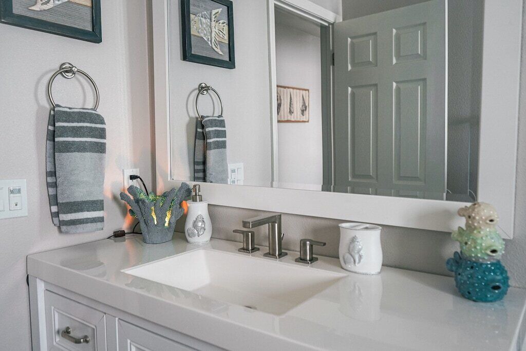 Photo of Bathroom in Balboa Peninsula